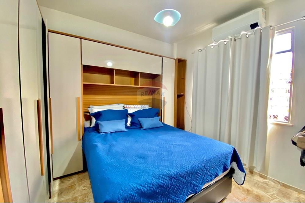 (5)
QUARTO 1 (vista da porta para a janela)
